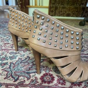 PRICE⬇️ASH Gorgeous Heels Open Toe Bootie Stud Accents AS-Kate New Tan 40 9.5 10